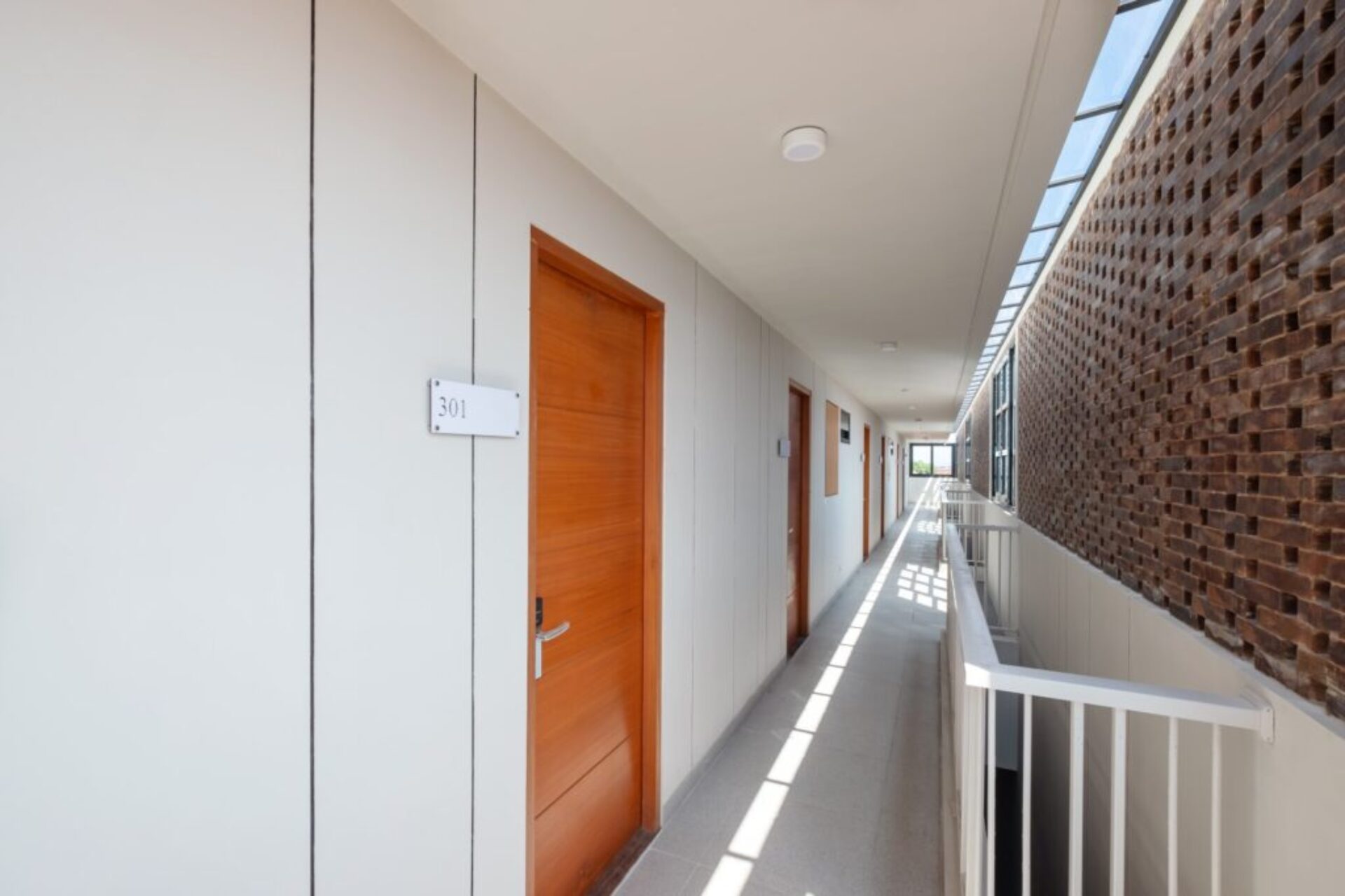 080523 AraleyaCoLiving-Superior4 (Large) 080523 AraleyaCoLiving-Superior4 (Large)