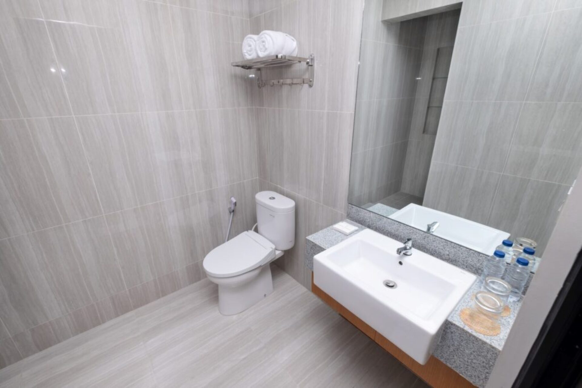 080523 AraleyaCoLiving-superior3 (Large) 080523 AraleyaCoLiving-superior3 (Large)